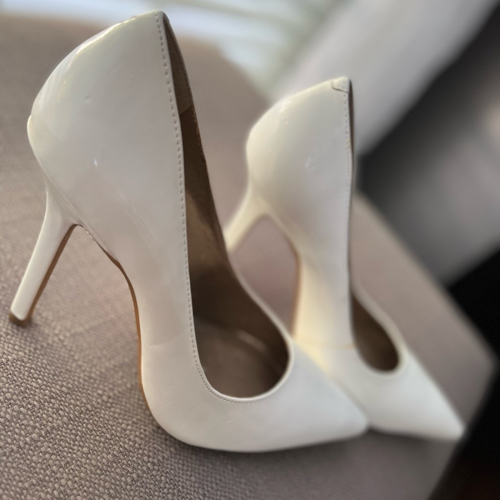 BCBGeneration white heels . Size 5